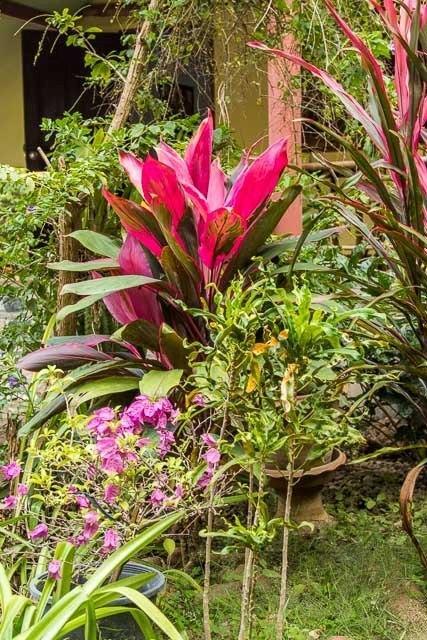 Ban Sabai Sabai Guest House Kanchanaburi Exterior photo