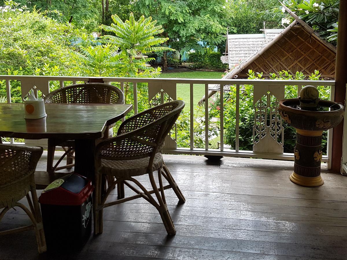 Ban Sabai Sabai Guest House Kanchanaburi Exterior photo